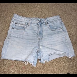 SKY BLUE AMERICAN EAGLE JEAN SHORTS